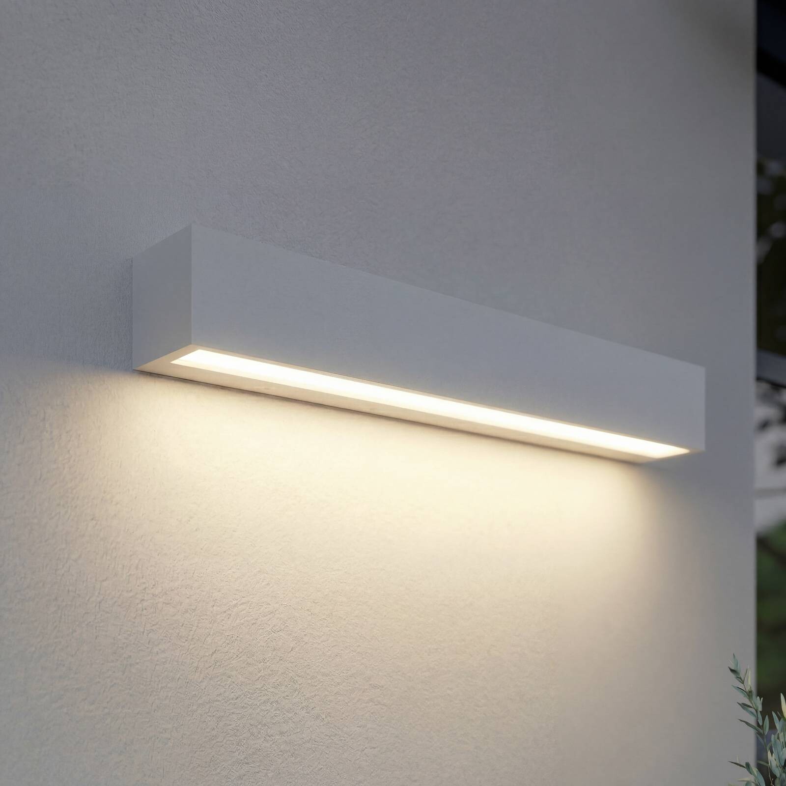 Vonkajšie nástenné LED svietidlo Lucande Lengo, 50 cm, biele, smerom nadol,