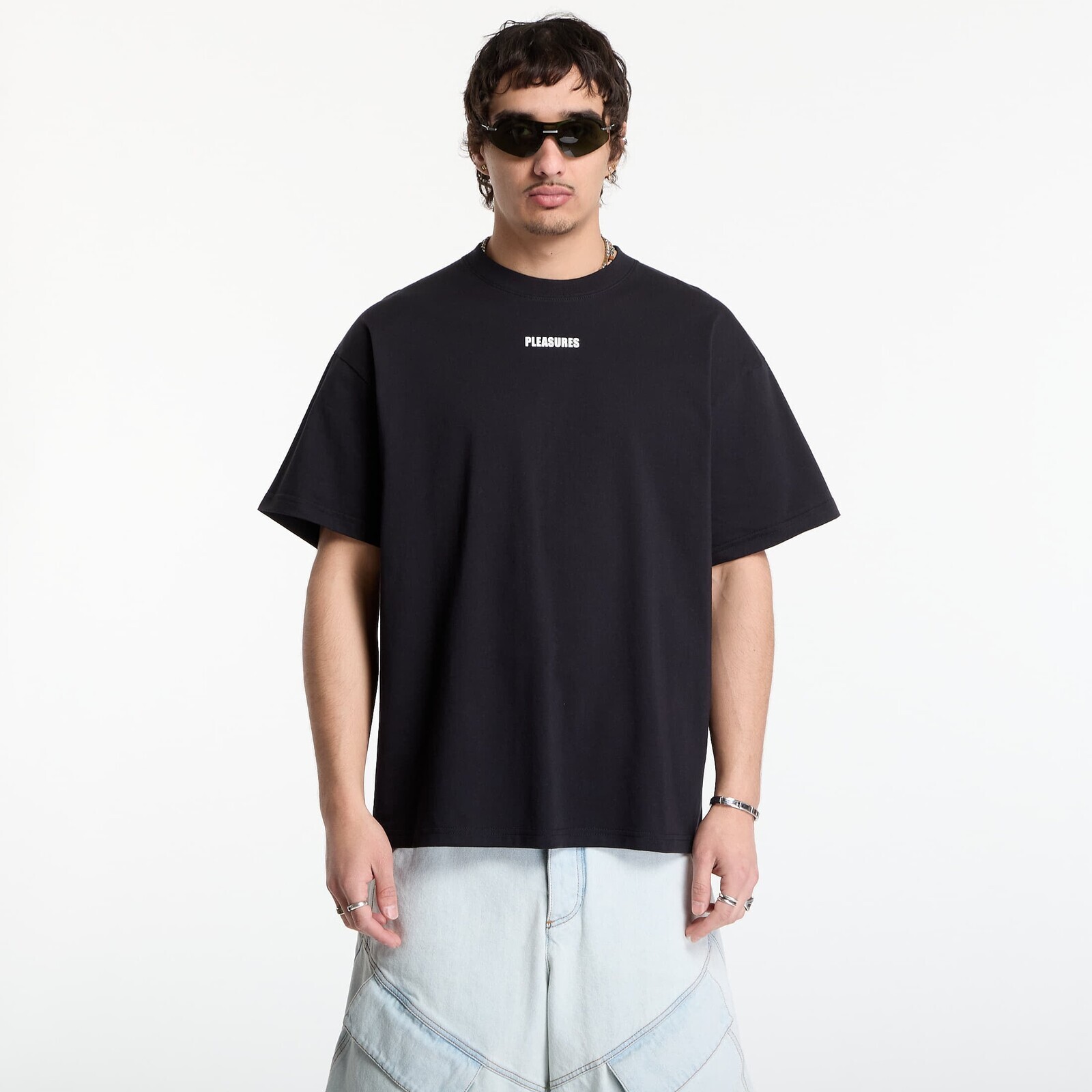 Tričko PLEASURES Wordmark T-Shirt Black M