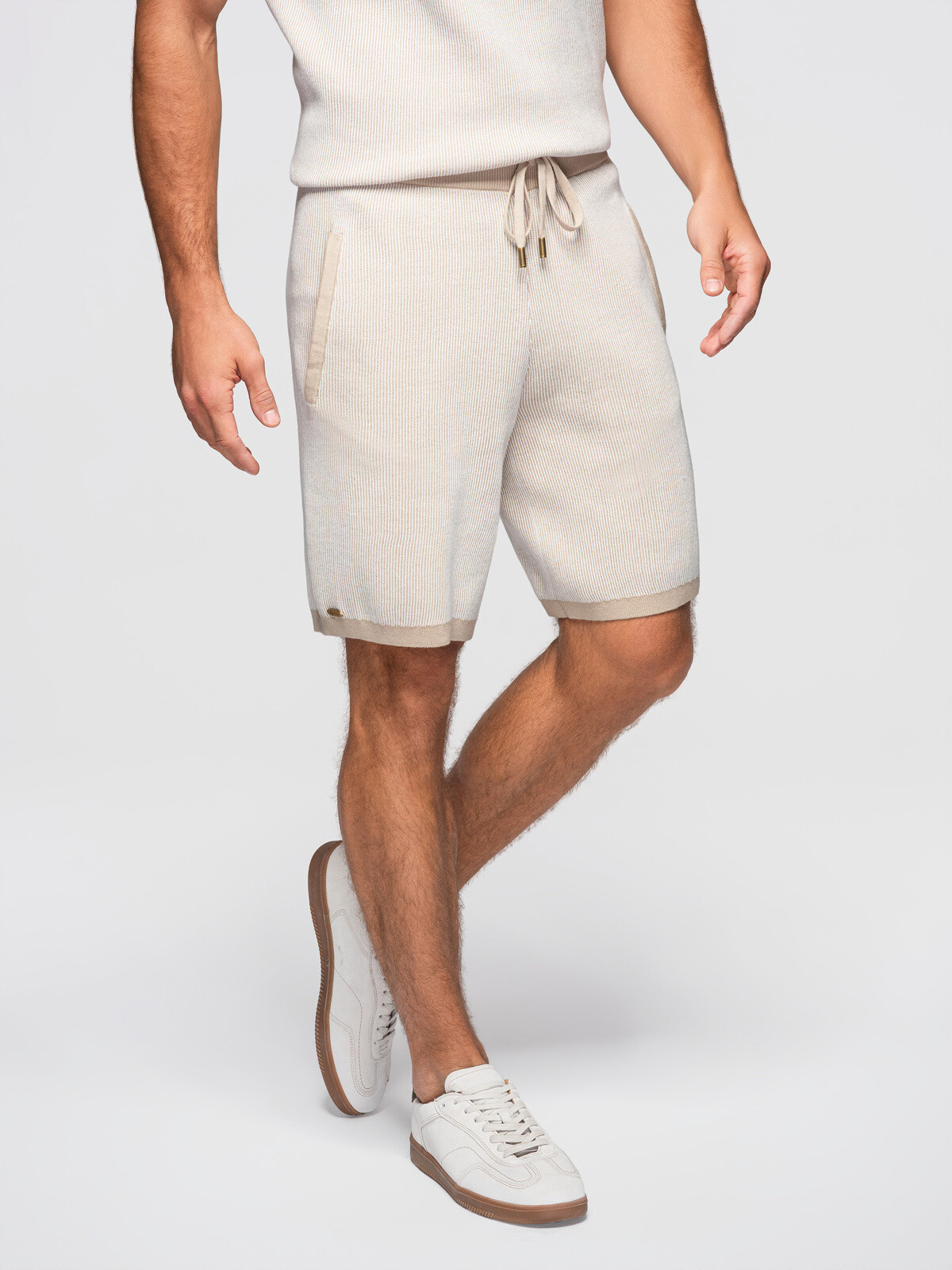 Ombre Men's knit shorts with adjustable waistband - beige