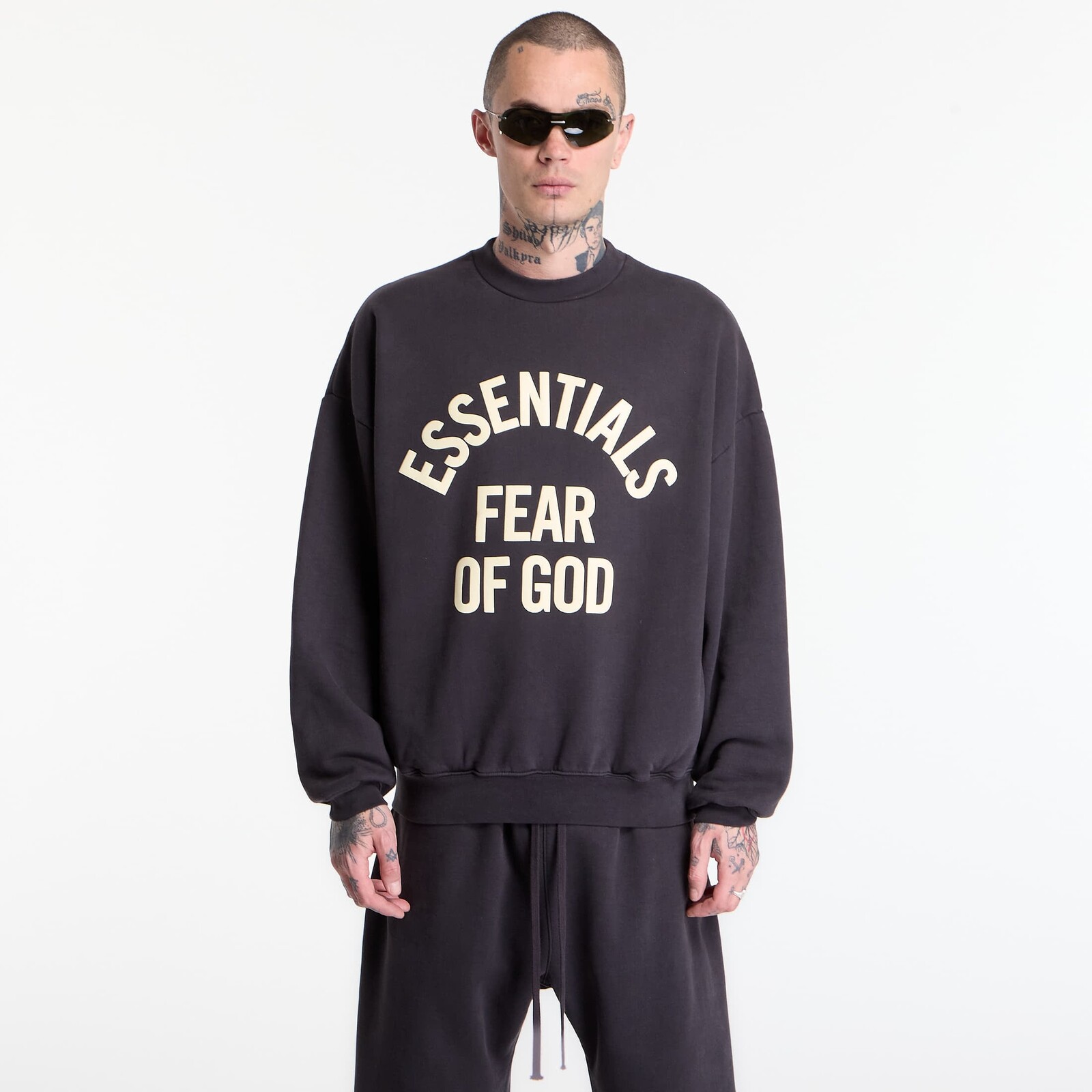 Sveter Fear of God Essentials Campus 90'S Crewneck Sweater Faded Black M