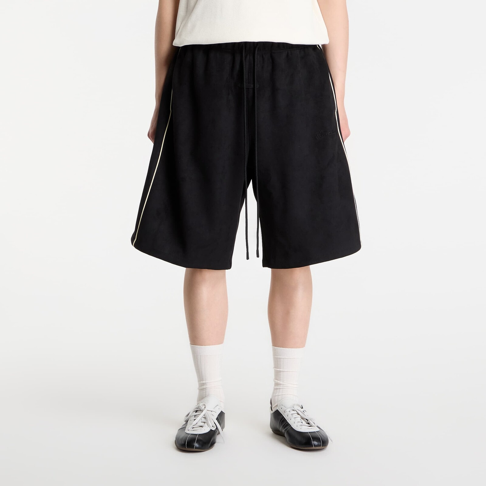 Šortky Fear of God Essentials Signature Relaxed Short Vintage Black L