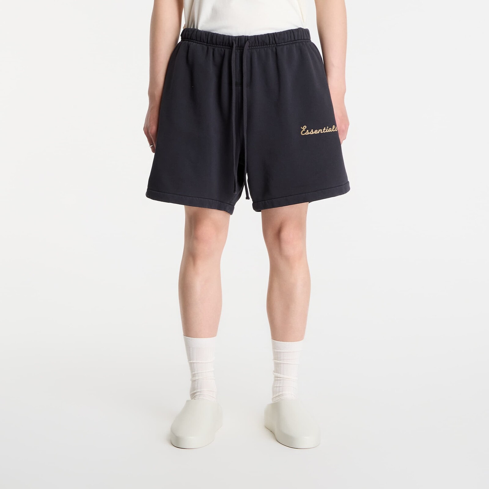 Šortky Fear of God Essentials Training Classic Fit Short Faded Black XL