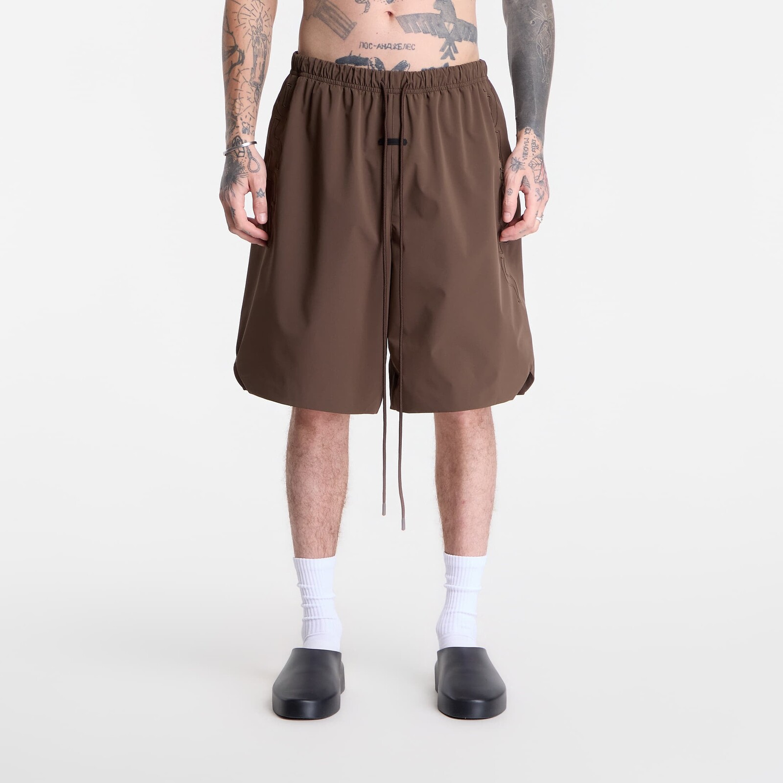 Šortky Fear of God Essentials Active Trace Relaxed Short Brown XL