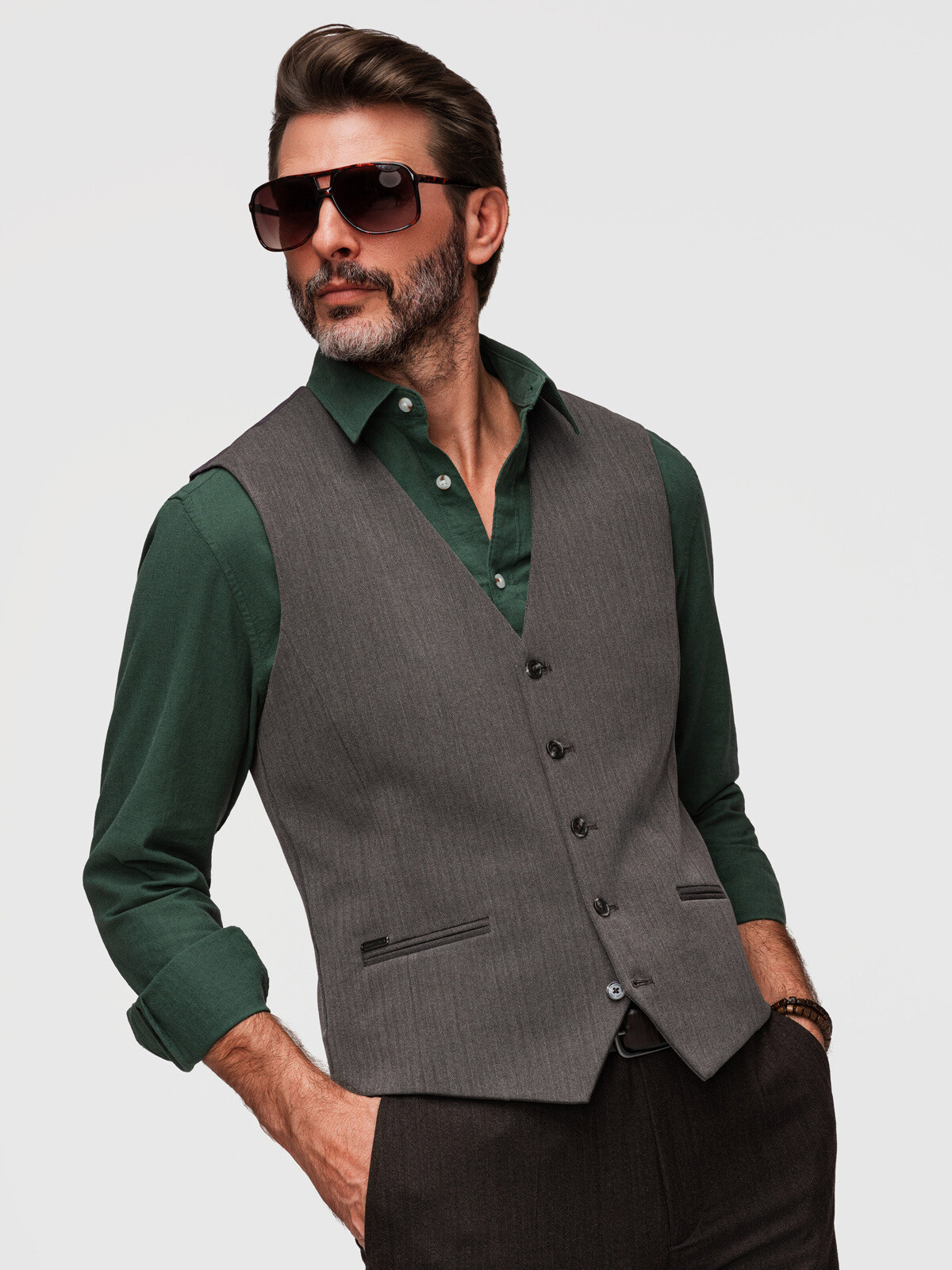 Pánska slim fit vesta Ombre