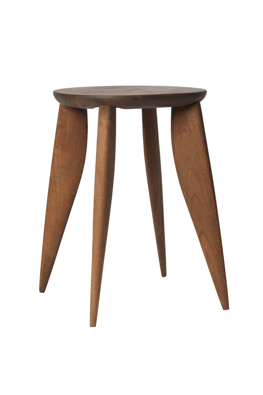 Ferm Living stolík z orechového dreva 45 x 42 x 42 cm