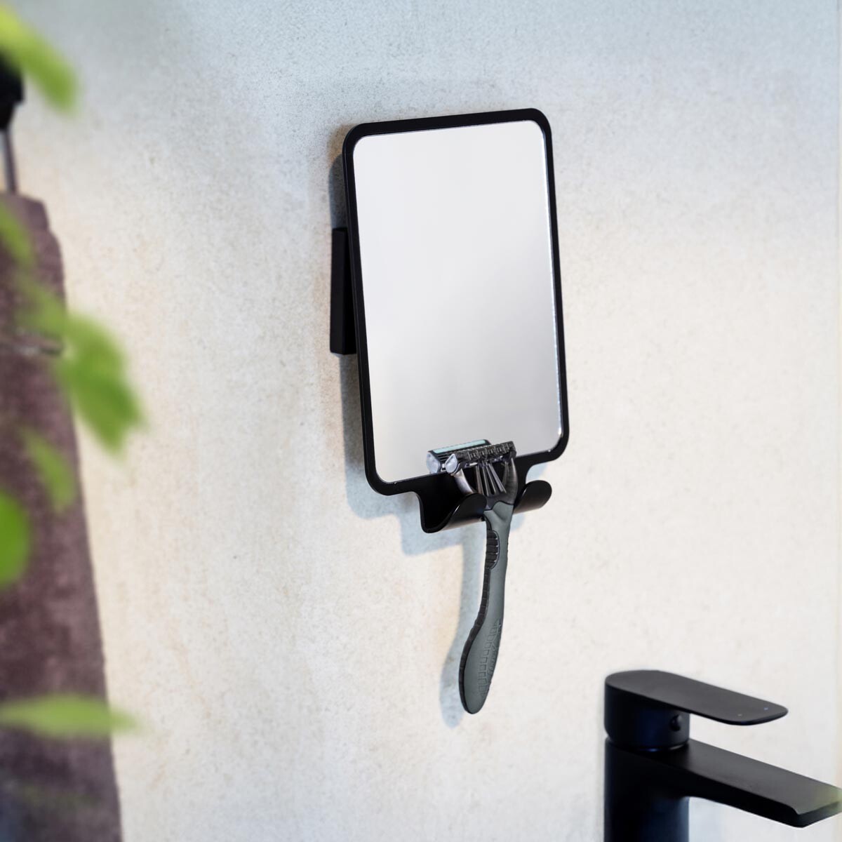 Kozmetické zrkadlo Vacuum-Loc® Quadro, čierne