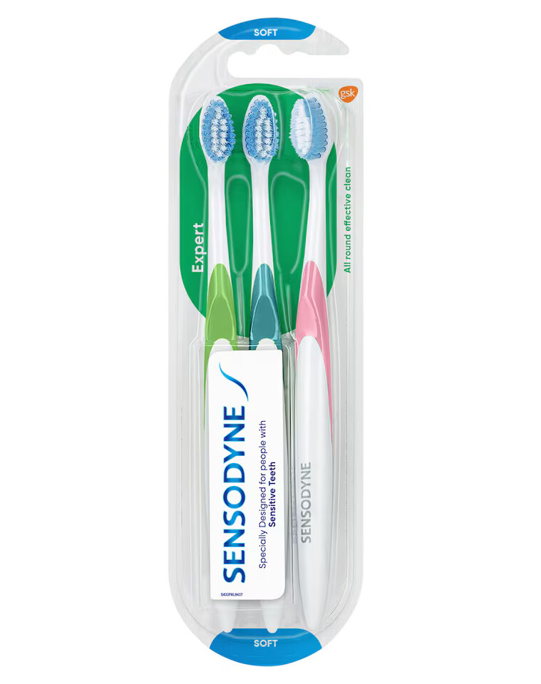 Sensodyne Zubná kefka pre citlivé zuby Expert Triopack 3 ks