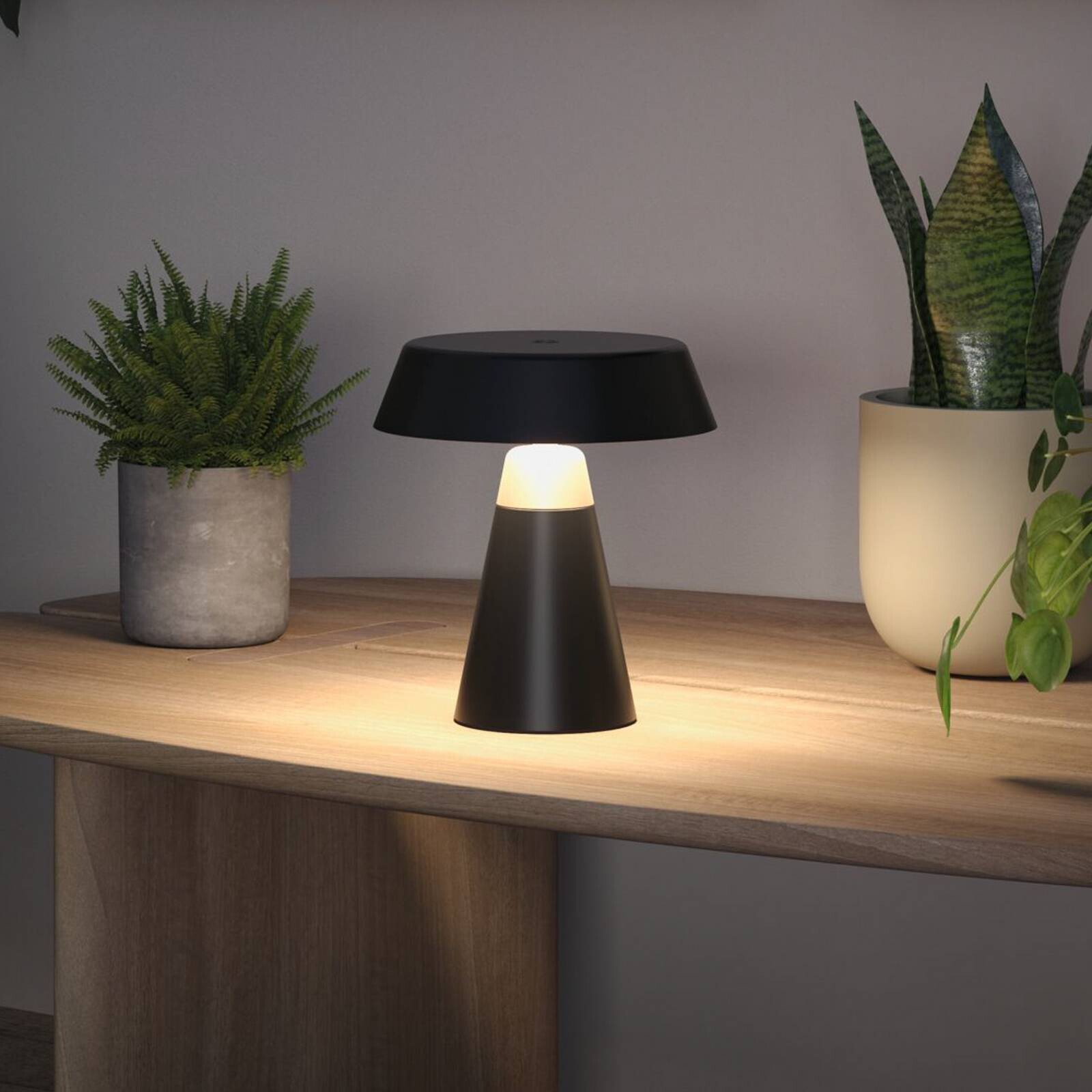 Stolová LED lampa Paulmann Lirox s akumulátorom, čierna/béžová, 20 cm, IP44