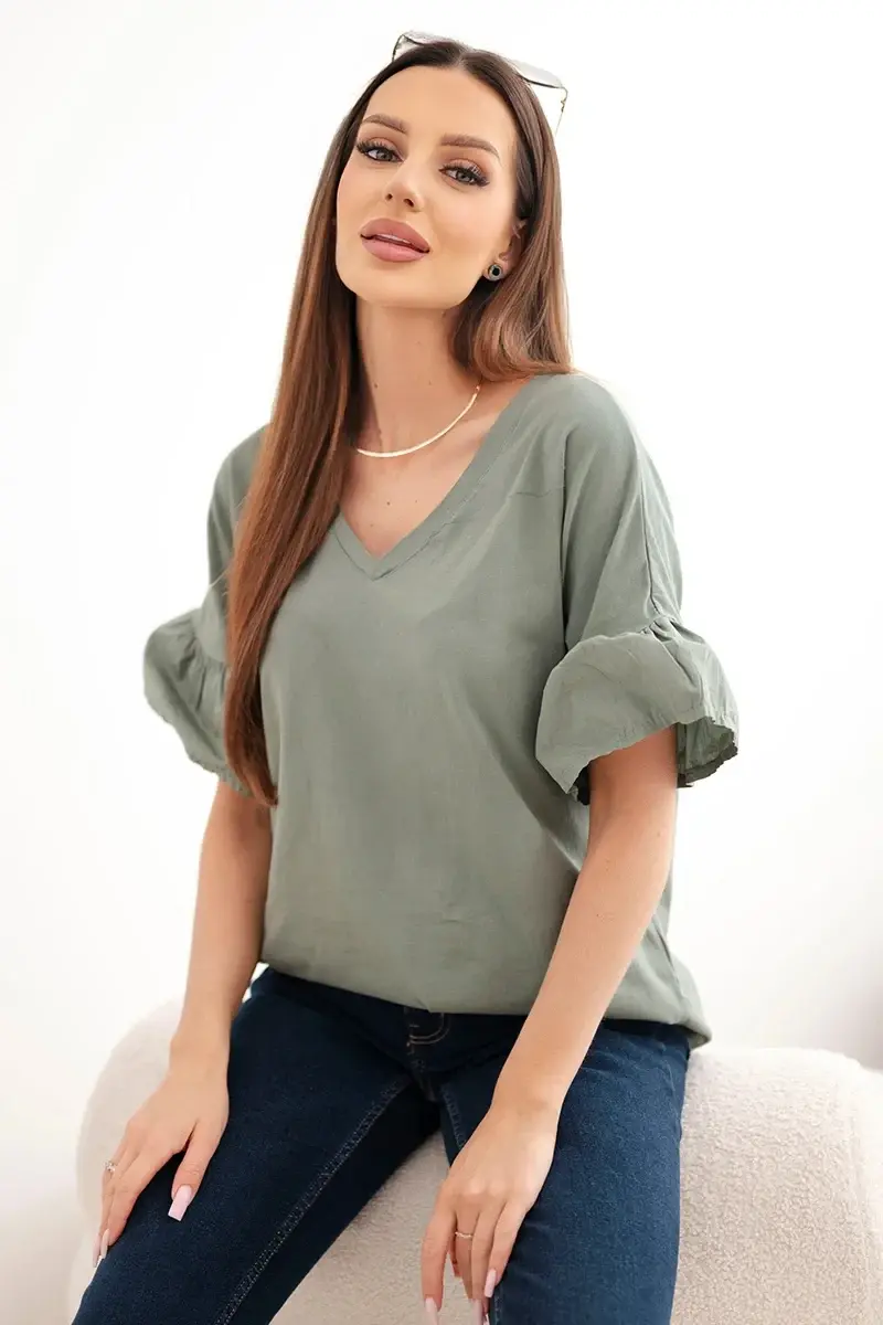 Blúzka s V-výstrihom v khaki farbe