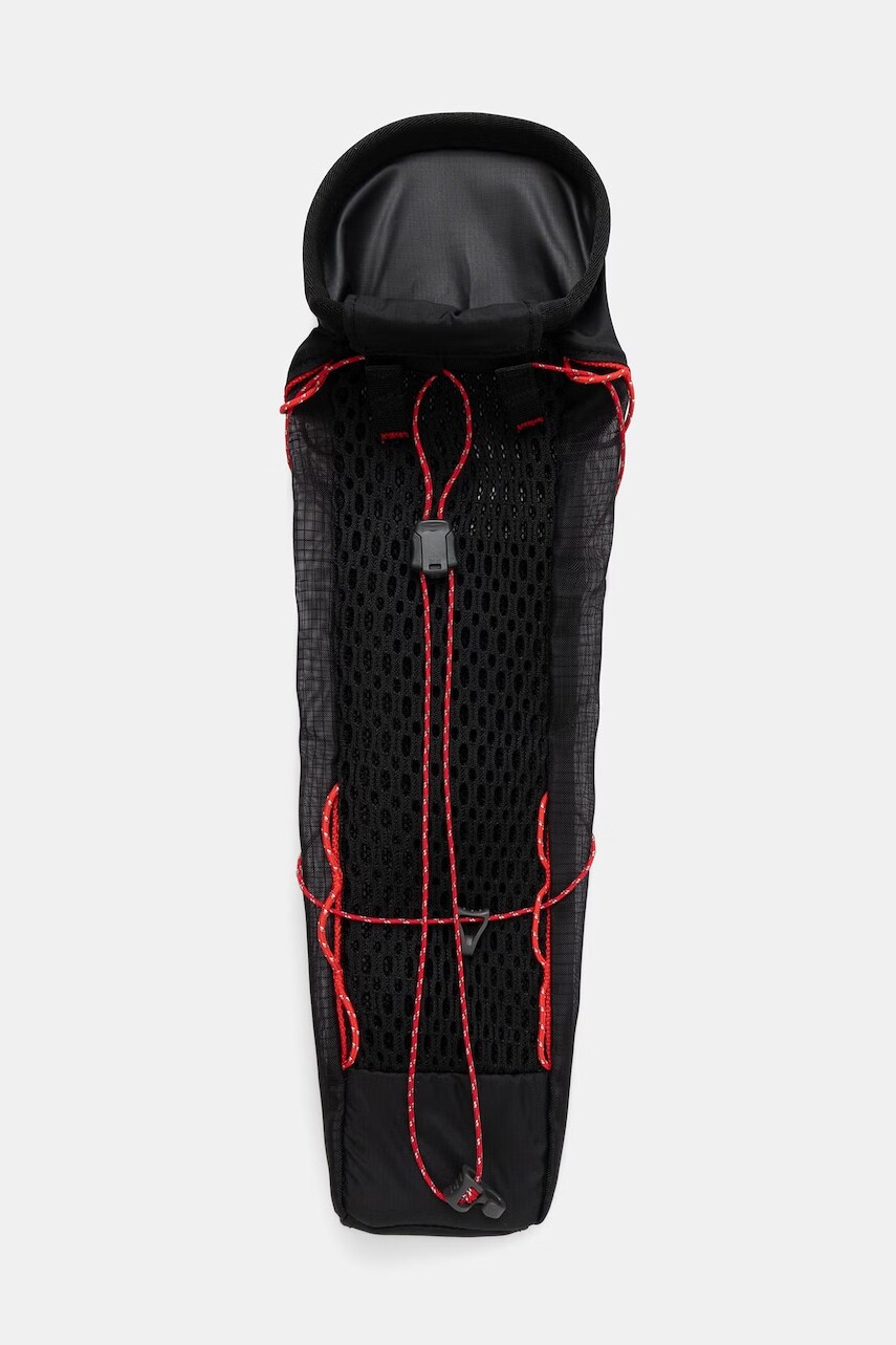 The North Face Run pole
