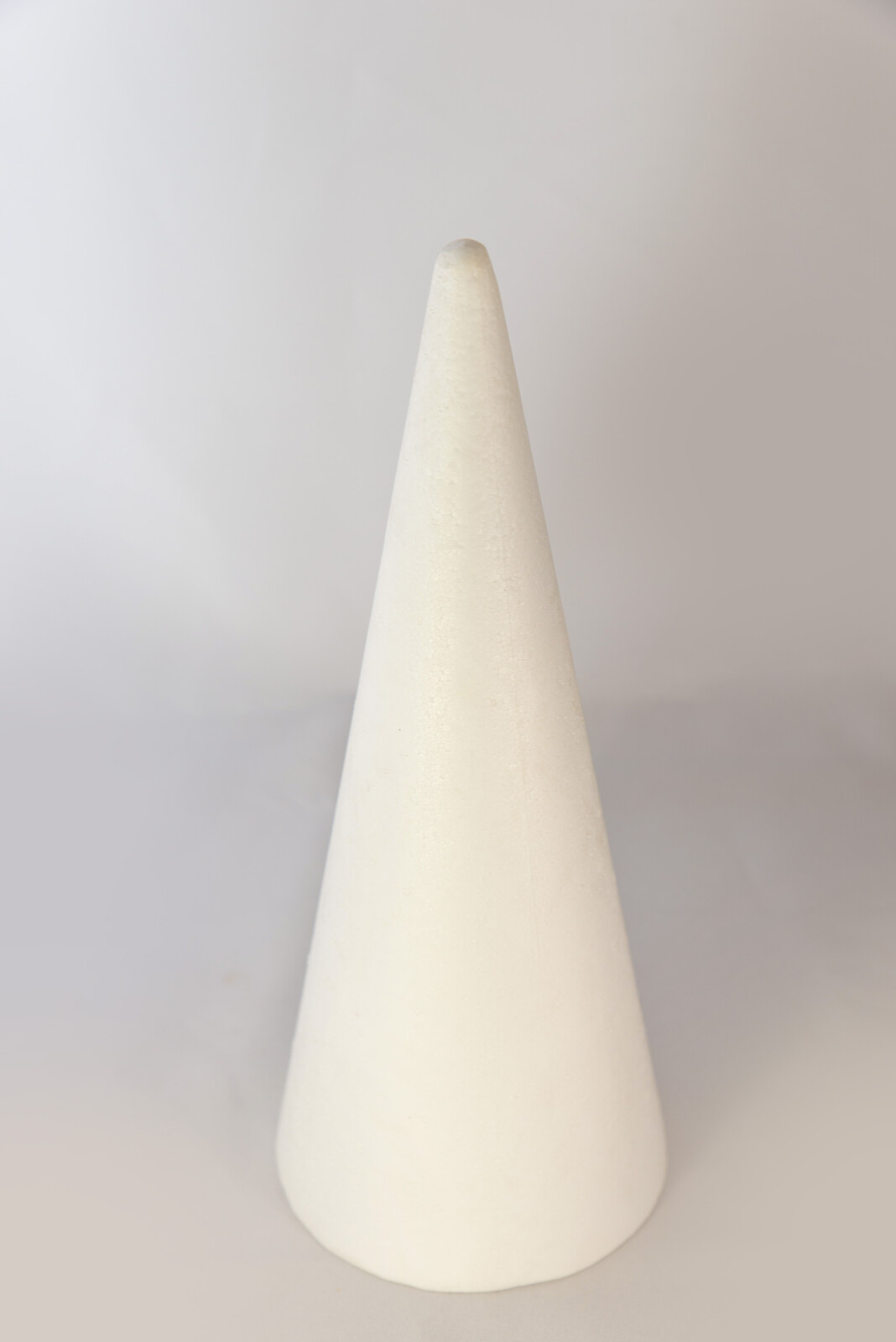 Polystyrénový kužeľ - 28 cm