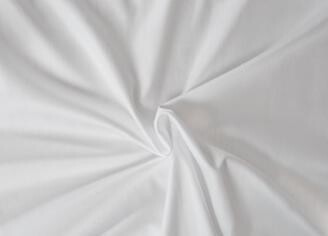 Kvalitex Prestieradlo jednolôžkové napínacie Atlas hladký biele 90 × 200 cm biele