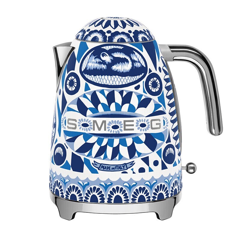 Smeg Dolce&Gabbana Rychlovarná kanvica Blu Mediterraneo, 1,7 l  KLF03DGBEU
