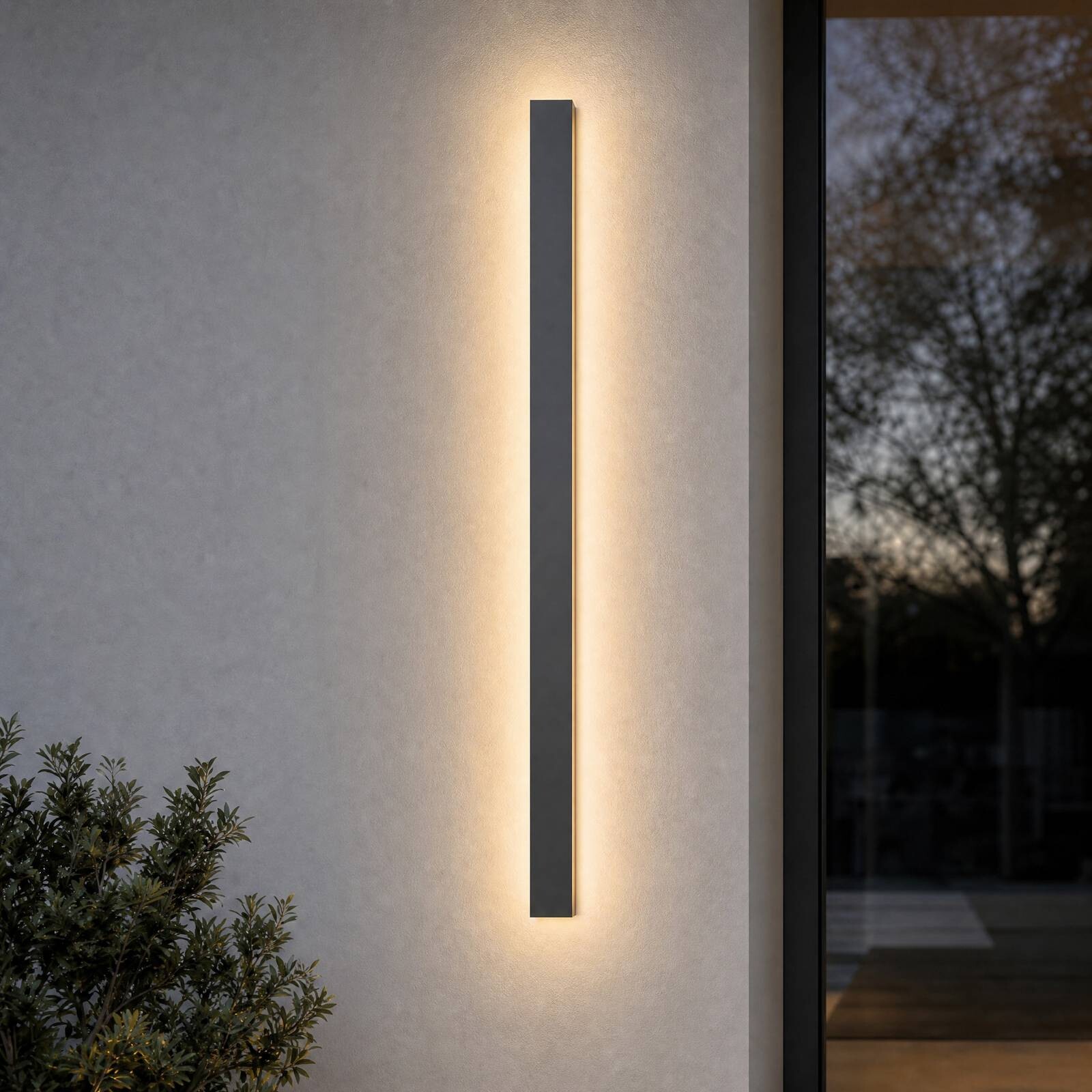 Lucande LED nástenné svetlo Lengo, 100 cm, antracitová, smer svetla hore/dole,