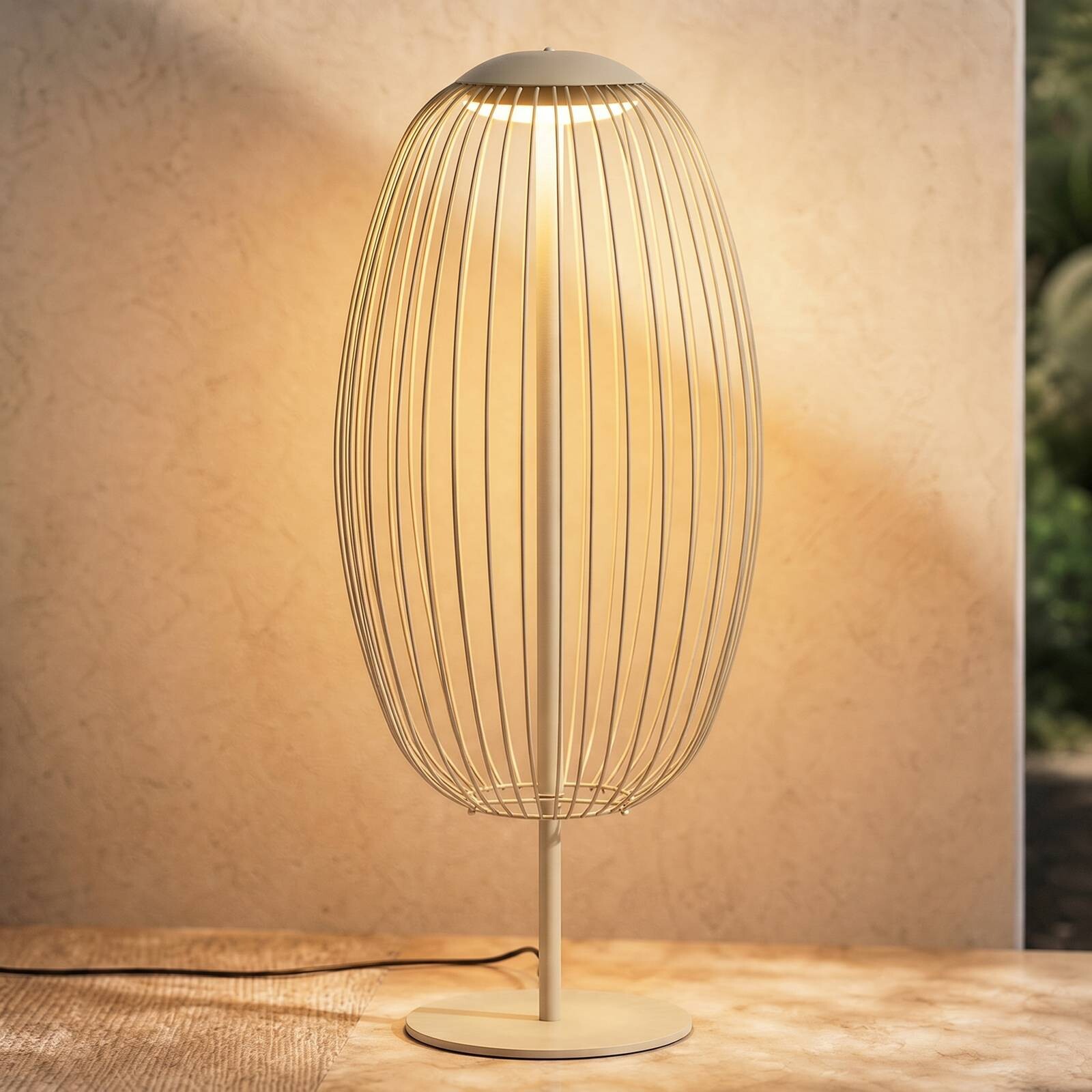 Vonkajšia stojaca LED lampa Lucande Richi, béžová, výška 90 cm, IP44