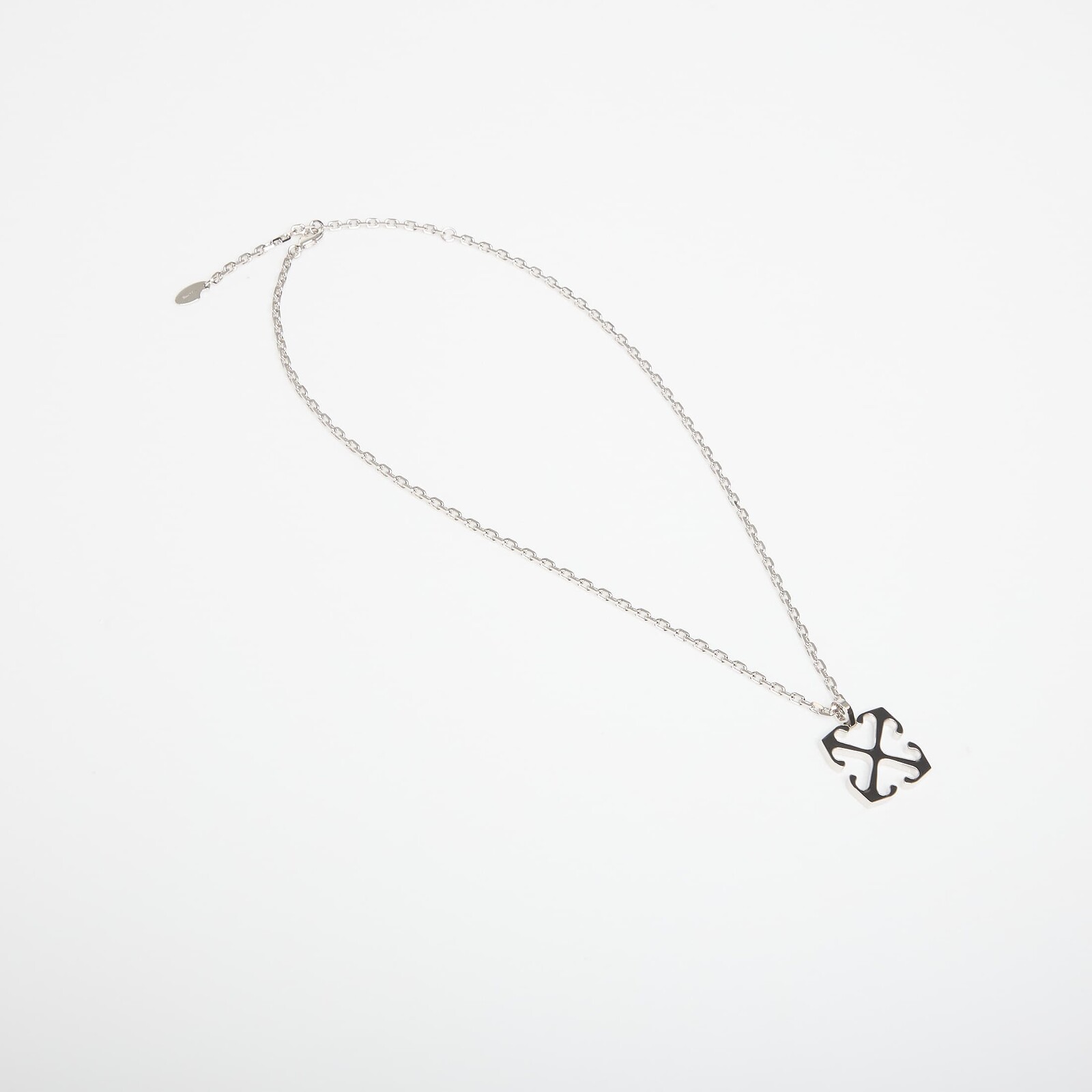 Náhrdelník Off-White Arrow Necklace Silver/ Black Universal