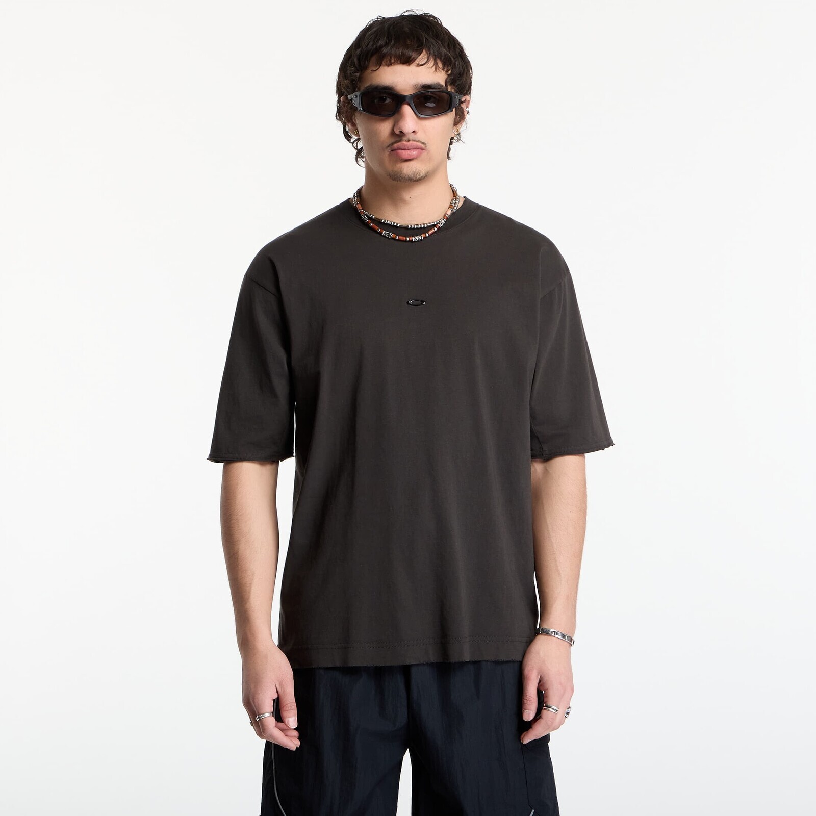 Tričko Oakley Jaylen Brown Latitude Veil Tee Nearly Black S