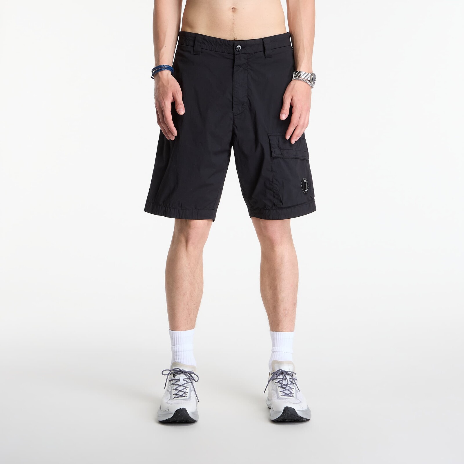Šortky C.P. Company 50 Fili Stretch Loose Lens Cargo Shorts Black 48