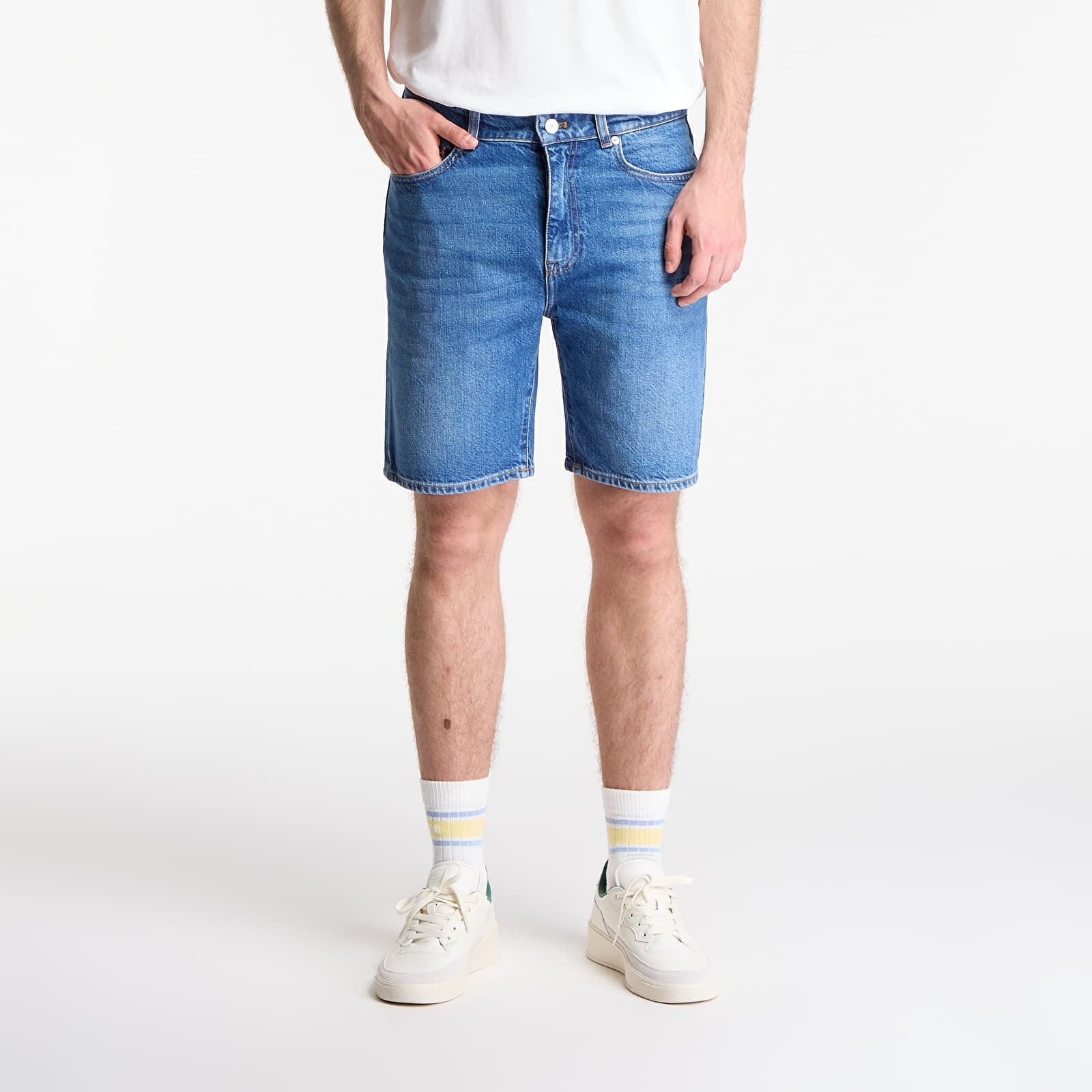 Šortky LACOSTE Bermuda Shorts Washed Deep Medium 30