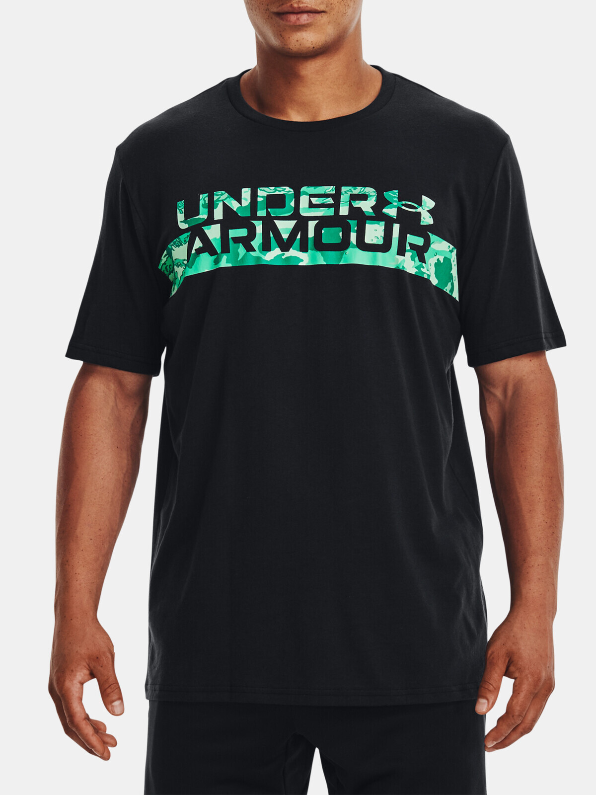 Under Armour T-Shirt UA CAMO CHEST STRIPE SS-BLK - Men