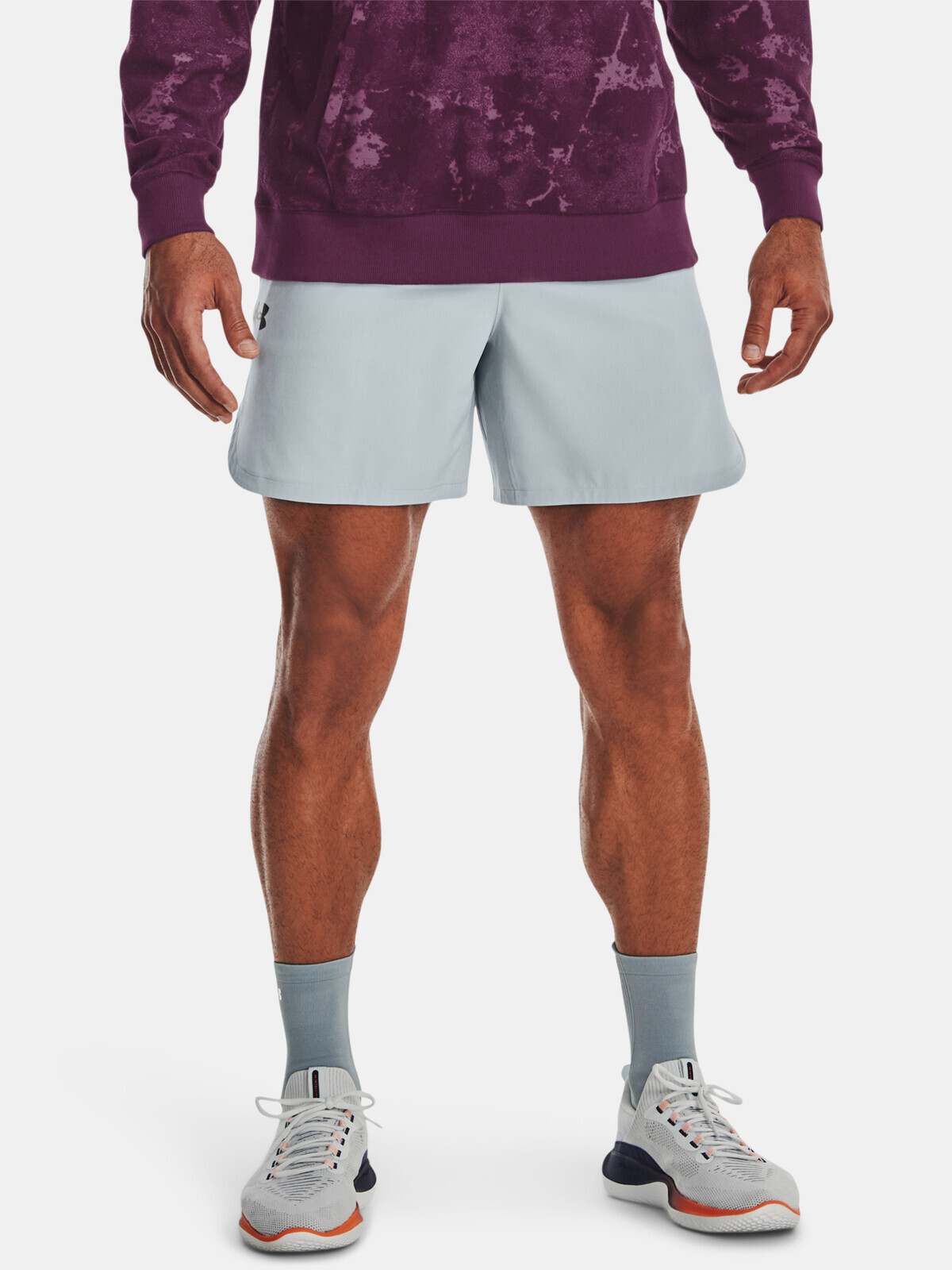 Svetlomodré športové kraťasy Under Armour UA Peak Woven Shorts