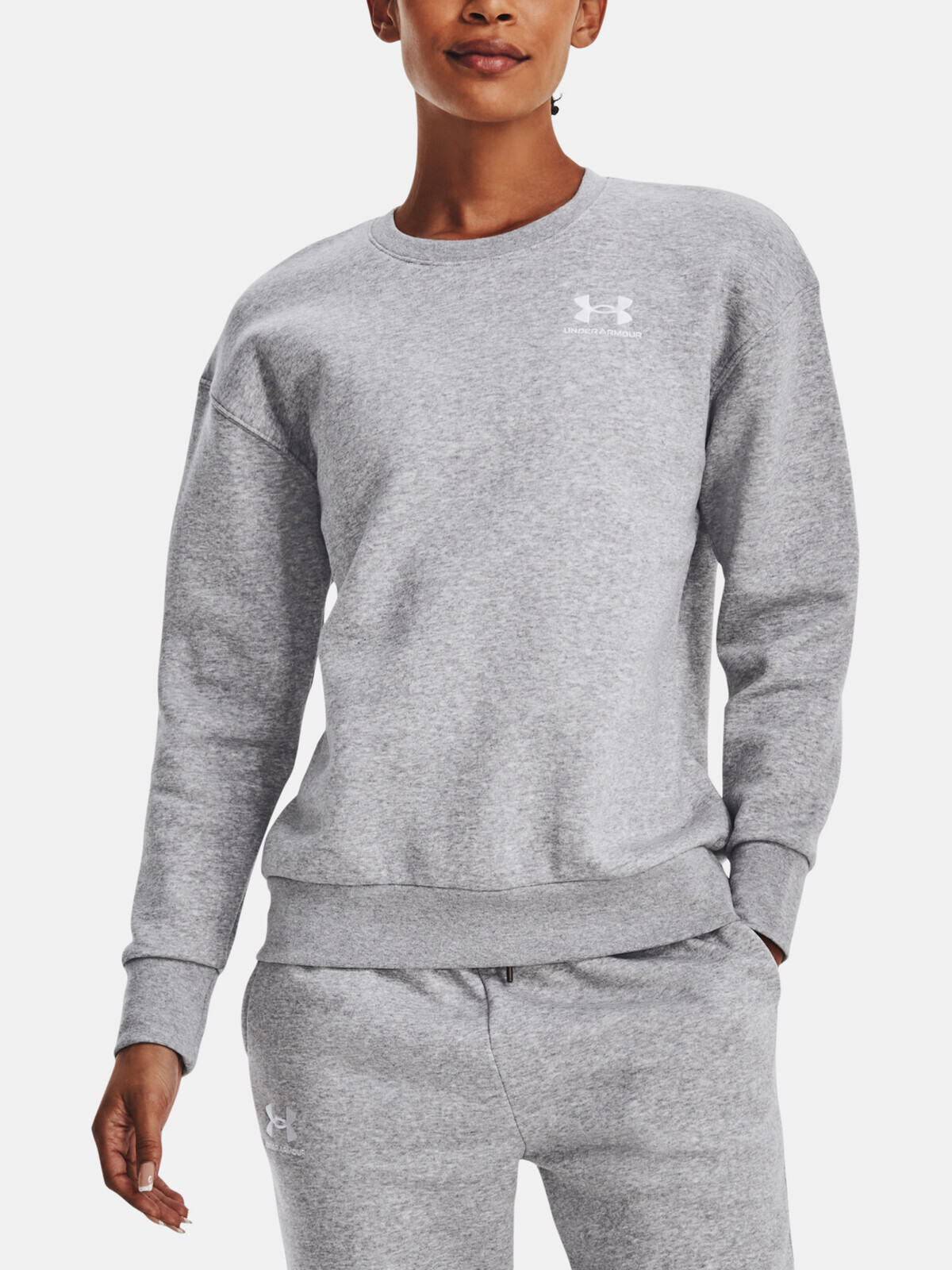 Svetlosivá mikina Under Armour Essential Fleece Crew