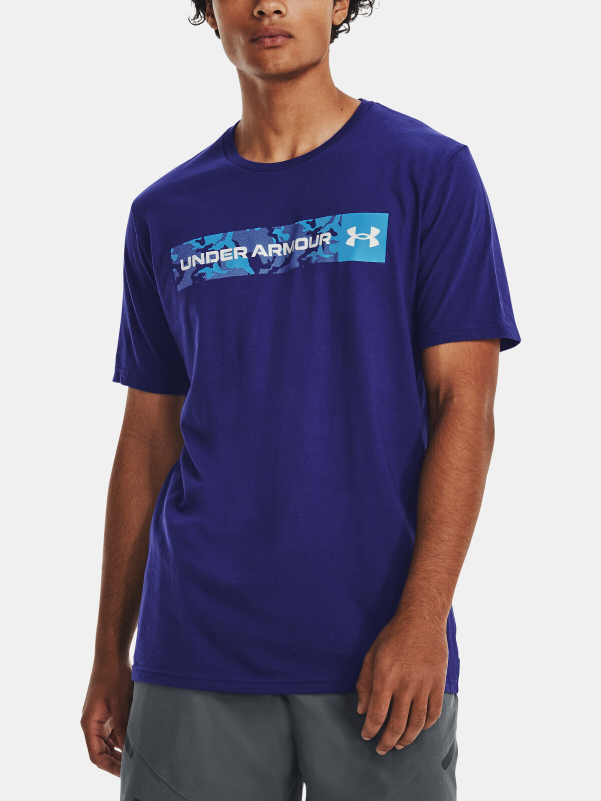 Modré tričko Under Armour UA CAMO CHEST STRIPE SS