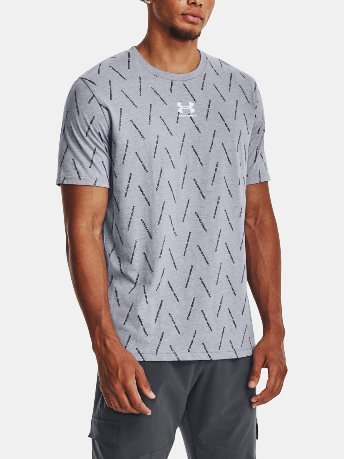 Šedé pánske vzorované tričko Under Armour Elevated
