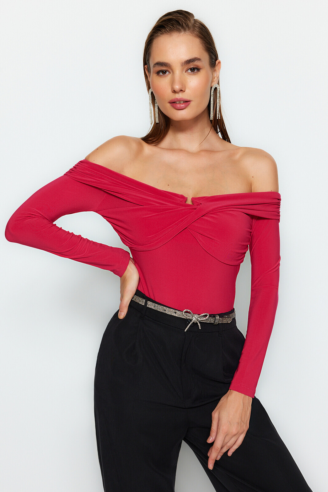 Trendyol limitovaná edícia fuchsiové pletené body so zapínaním na patentky