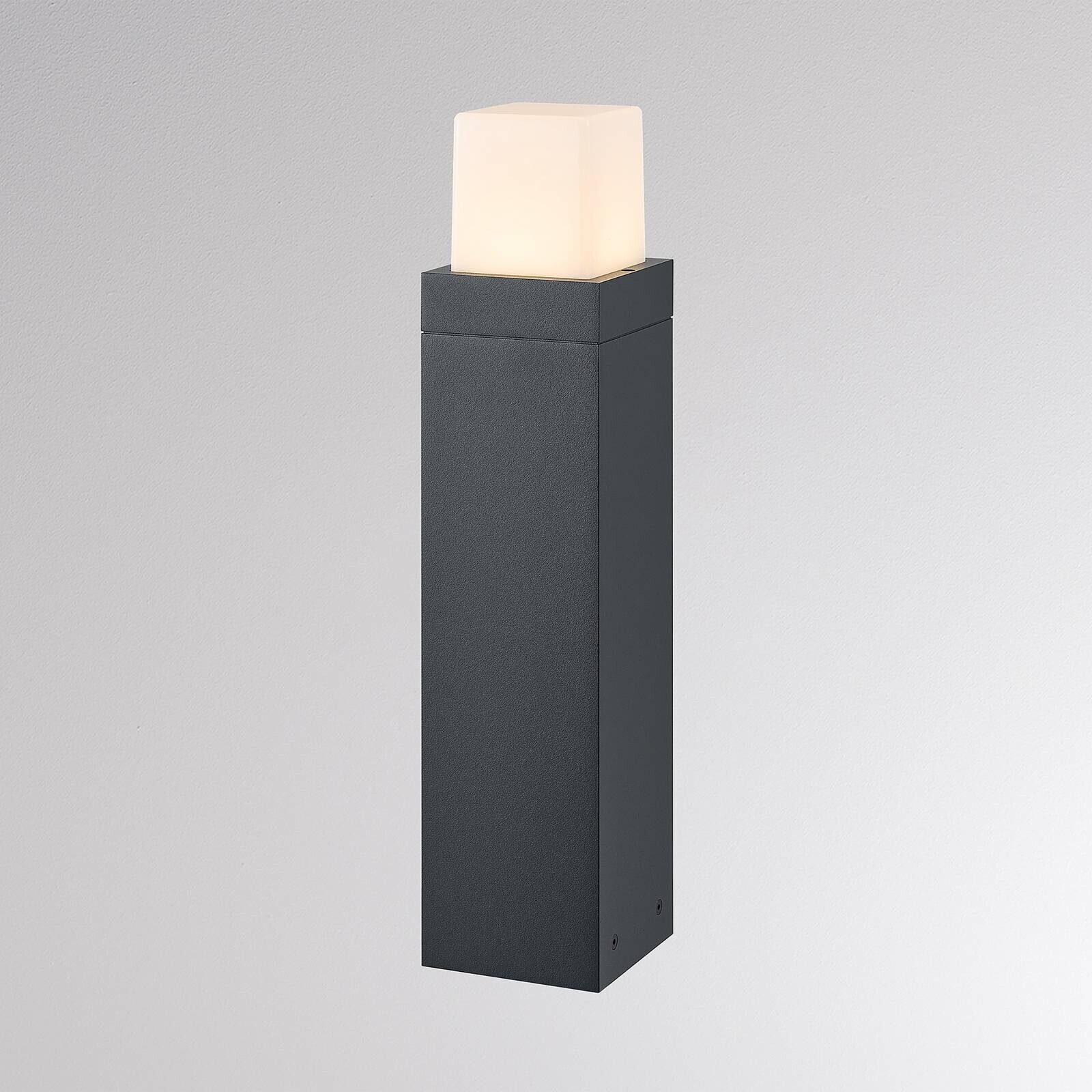 Chodníkové LED svetlo FYNN-O, výška 45 cm, antracitová farba, CCT, IP65,