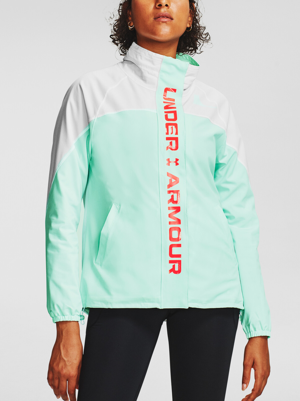 Under Armour Jacket Recover Woven CB Jacket-WHT - Ladies