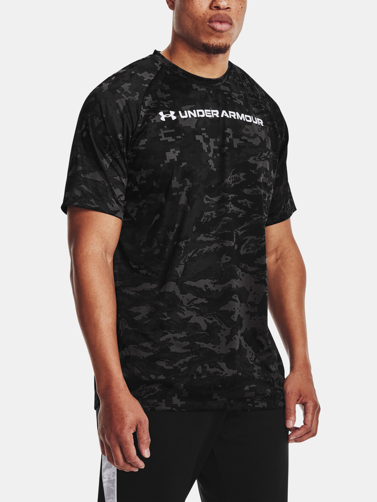 Under Armour T-Shirt TECH ABC CAMO SS-GRY - Men's