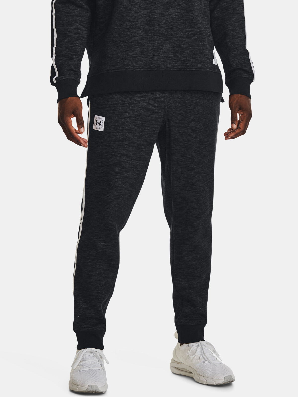 Under Armour Sweatpants UA Essential Heritge Flc Jgr-BLK - Men