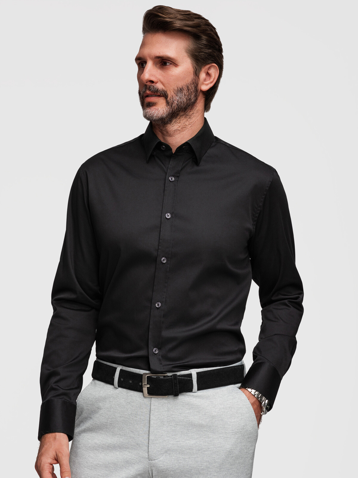 Ombre Classic pánska SLIM FIT košeľa - čierna