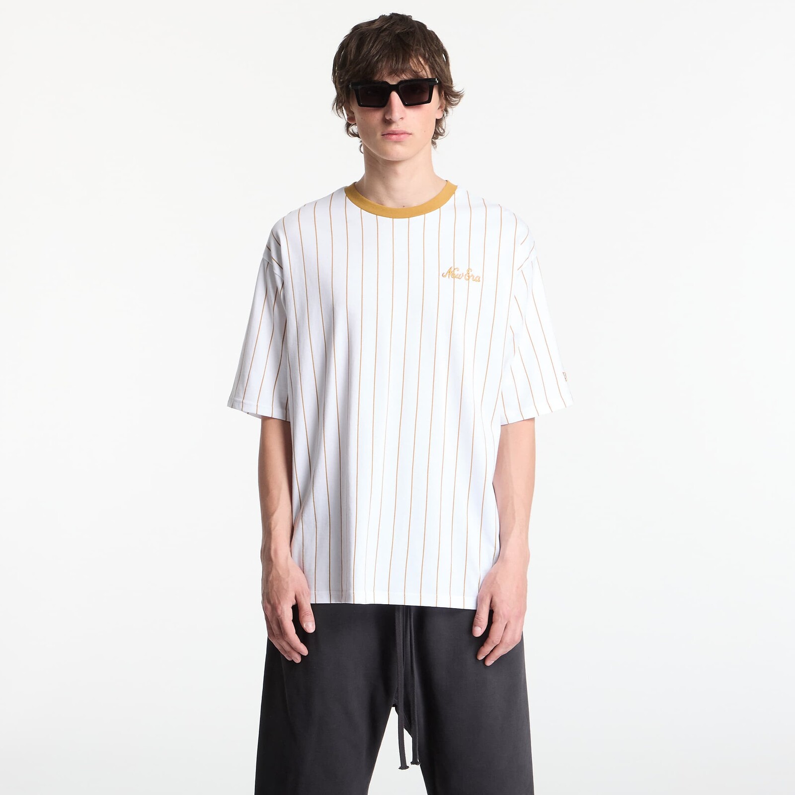 Tričko New Era Pinstripe OS Tee UNISEX Optic White/ DOC S