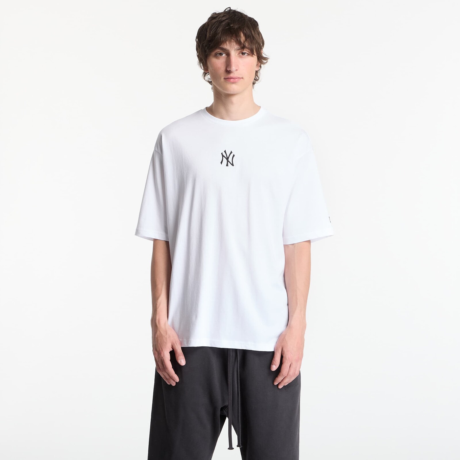 Tričko New Era MLB Nos Le Midi OS Tee New York Yankees UNISEX Optic White XXL
