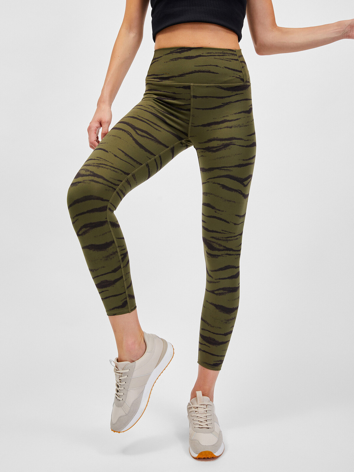 GapFit Animal Pattern Leggings - Ladies