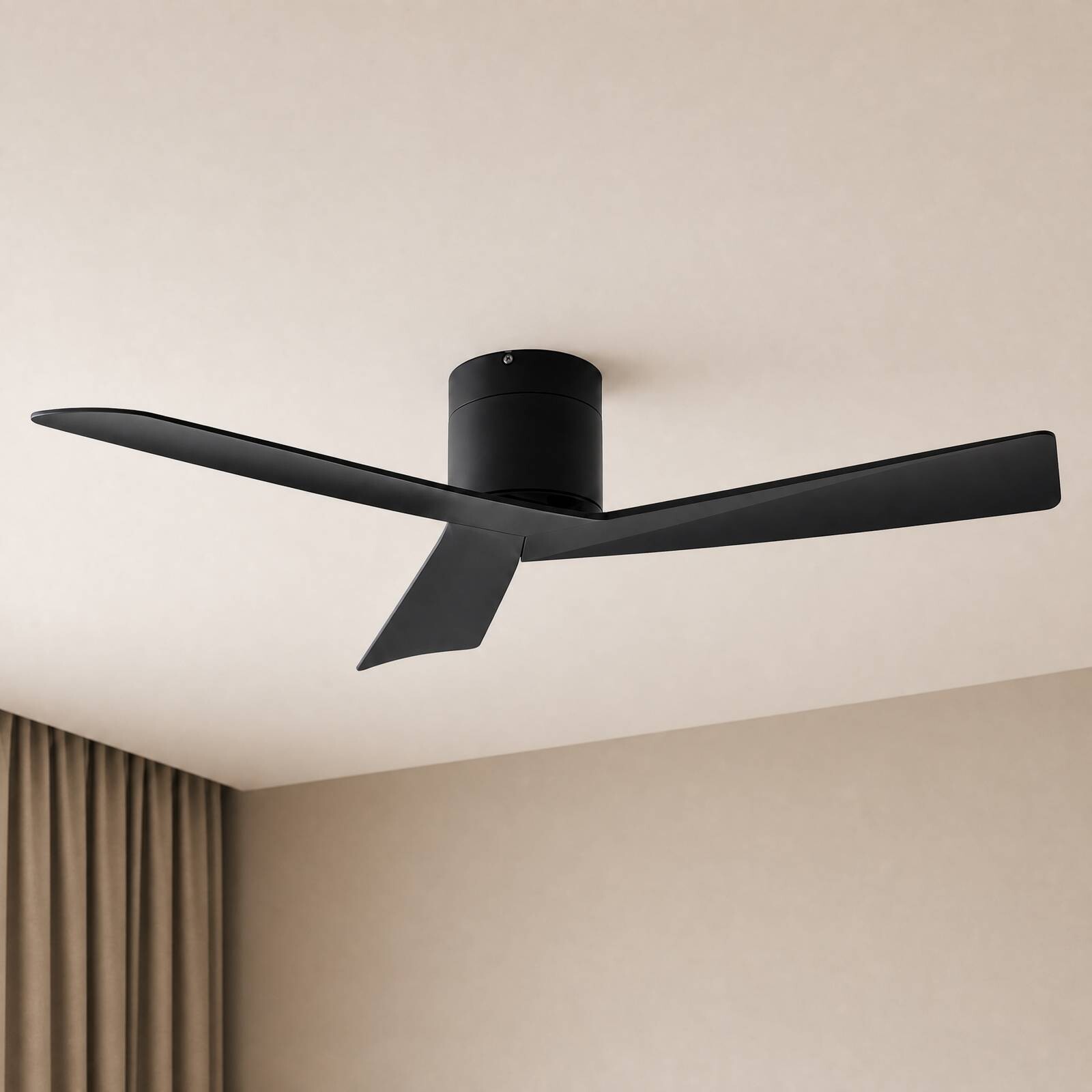 Stropný ventilátor Lucande Ventoro, Ø 132 cm, čierny, kovový