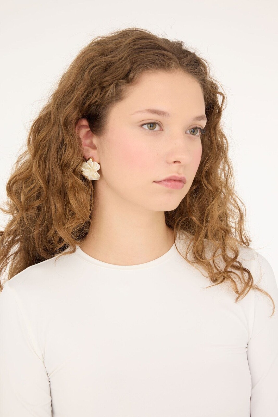 DEFACTO Women's Flower Patterned White Earrings
