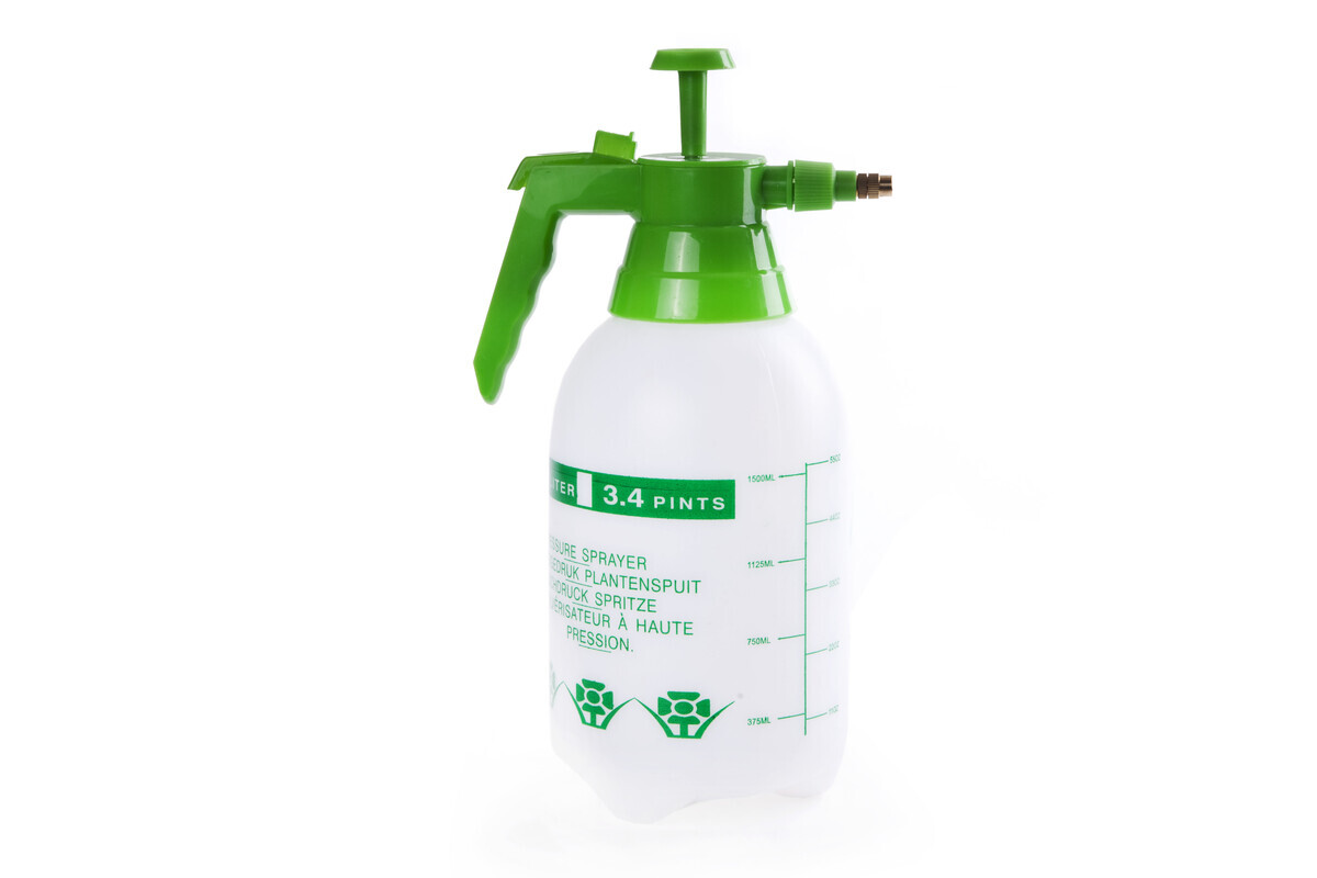 MAKRO - Pstrekovač plastový 1,5L