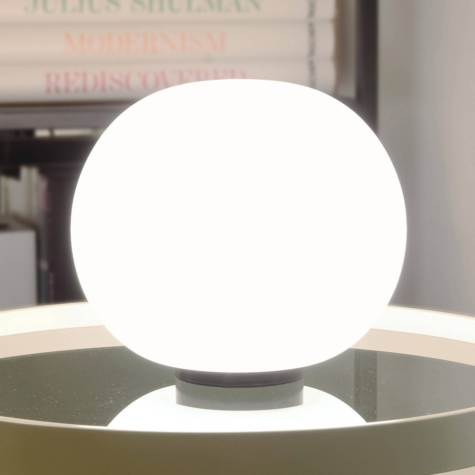 Stolová lampa Casablanca Acai, biela/čierna, sklo, Ø 26 cm, E27