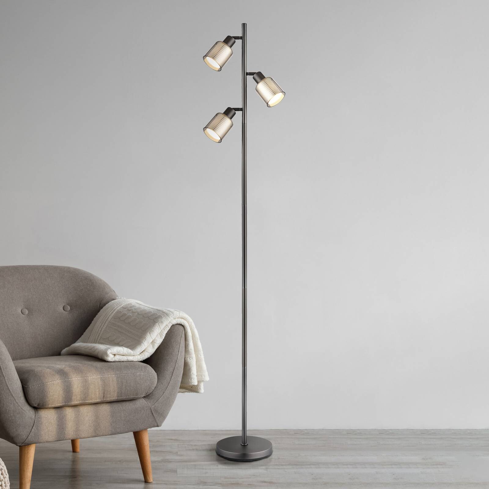 Stojacia lampa Villegas, čierna/sivá, sklo, 161 cm, 3-ramenná, E14