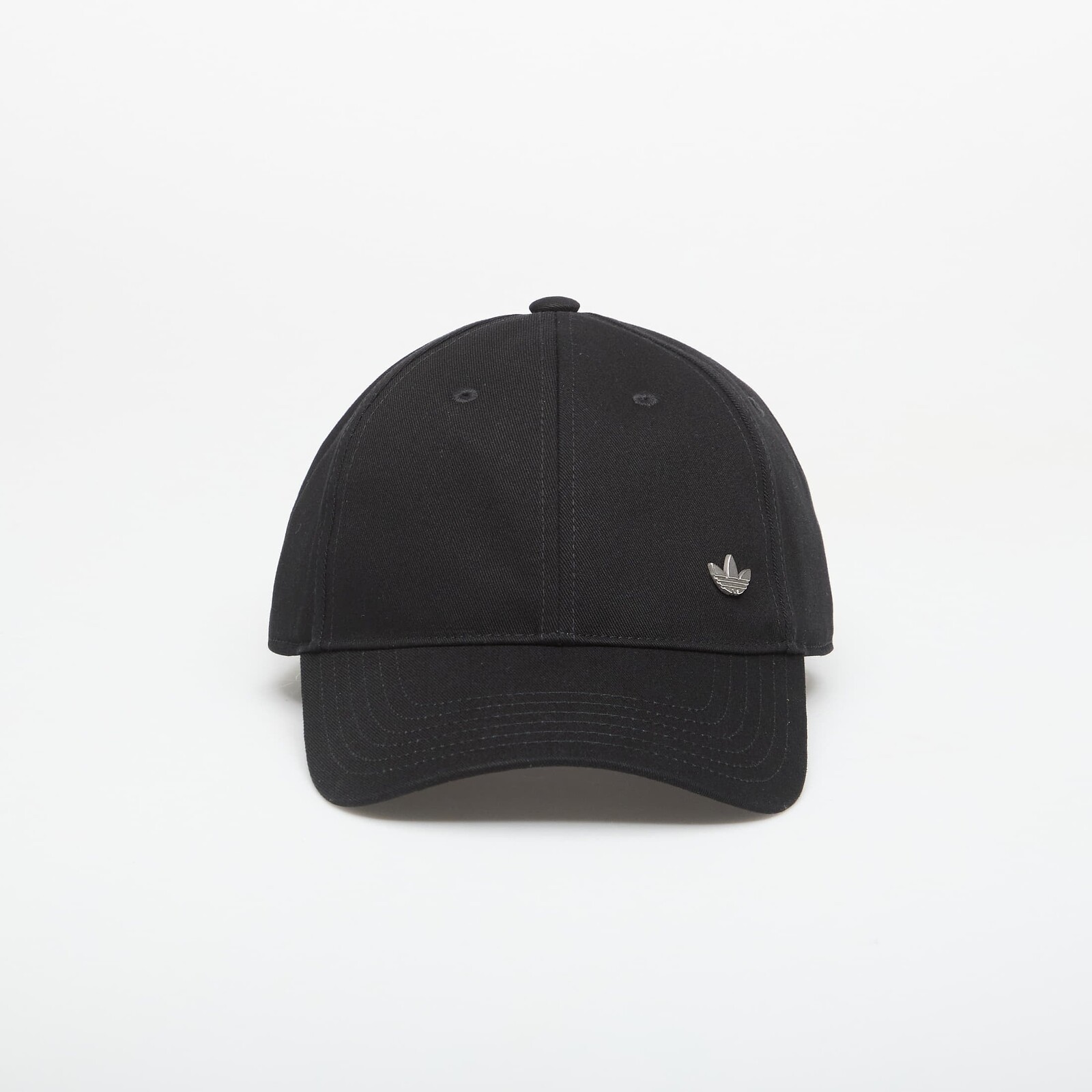 Šiltovka adidas Everyday Icons Cap With Tonal Metal Trefoil Black/ White OSFW