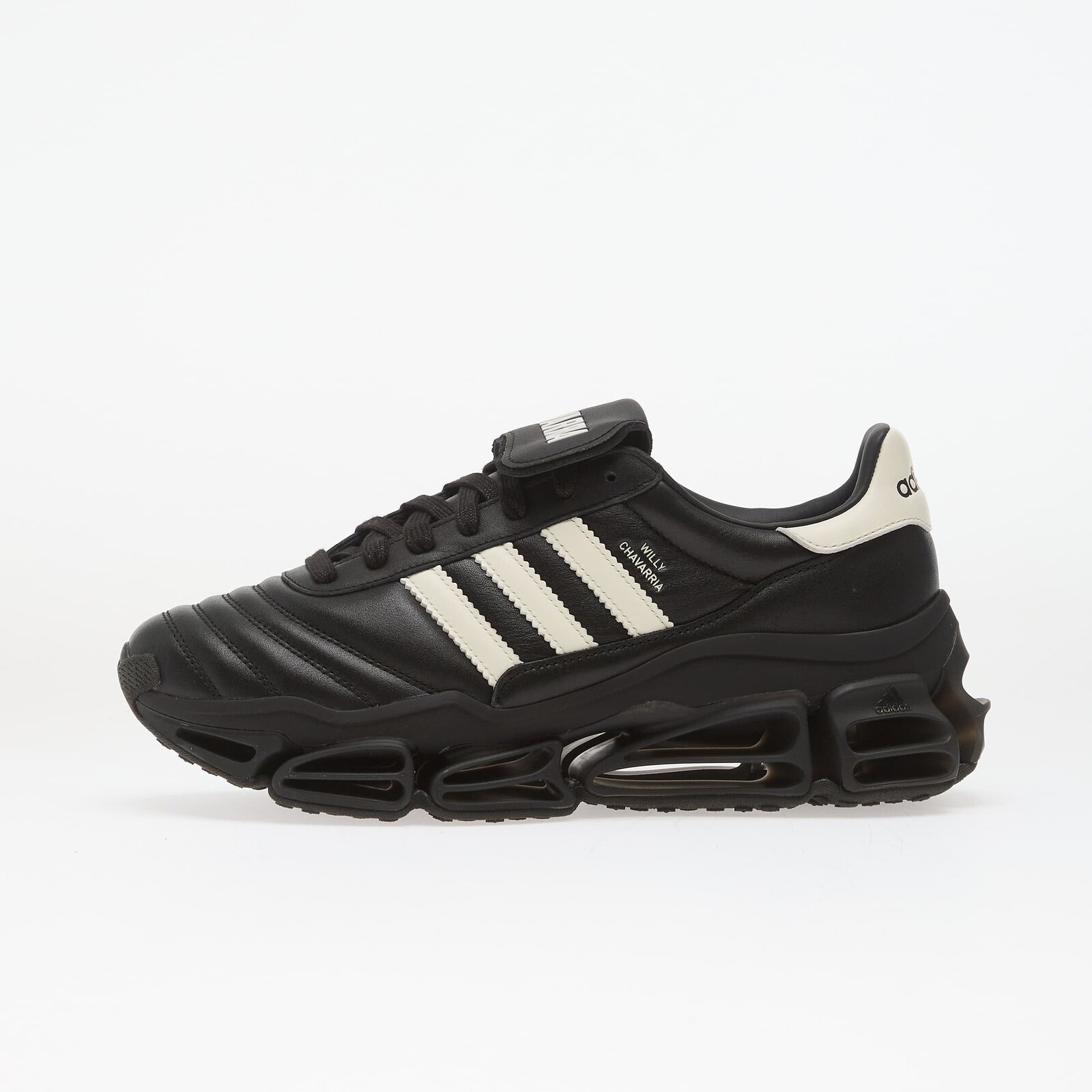 Tenisky adidas Mega Willy Core Black/ Off White/ Core Black EUR 43 1/3