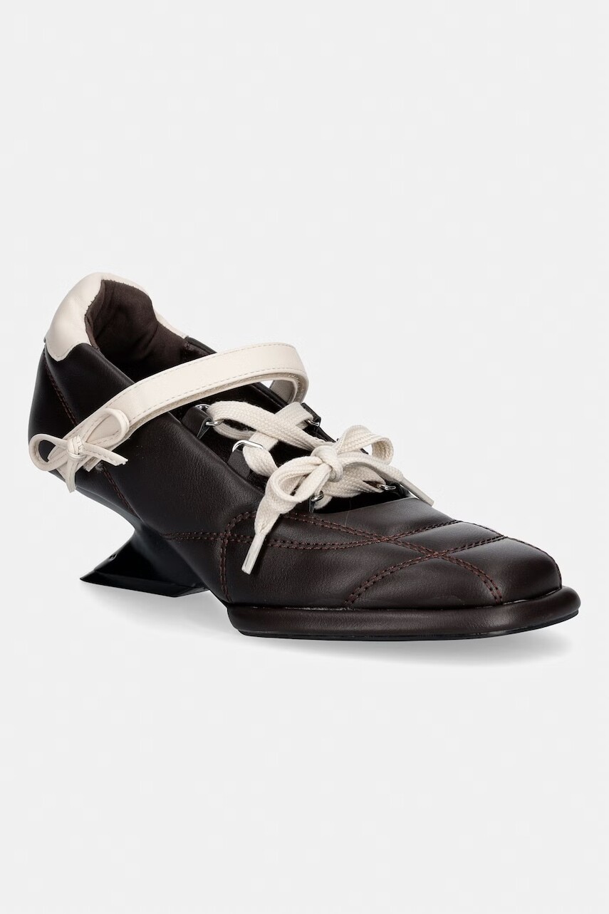 Koi Footwear lodičky na platforme po celej dĺžke Adria Padded Kitten Heel