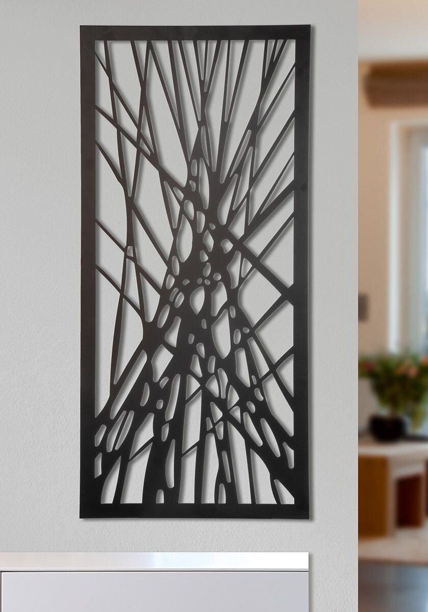 Čierny kovový dekoratívny panel 