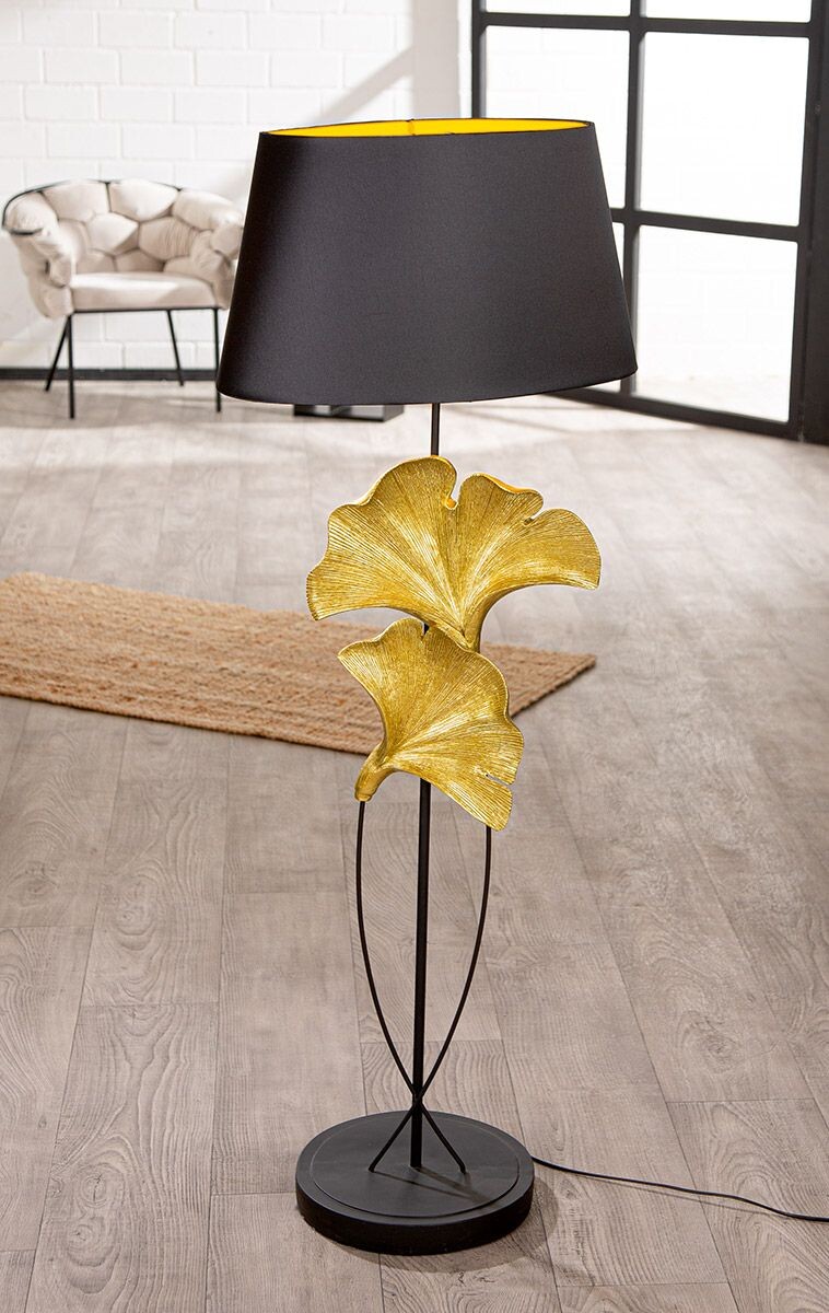 Stojacia lampa 