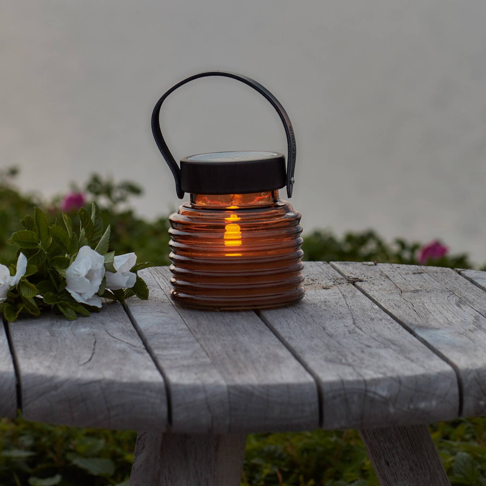Solarna lampa Aston Jar, výška 12 cm, jantárová/hnedá, IP44