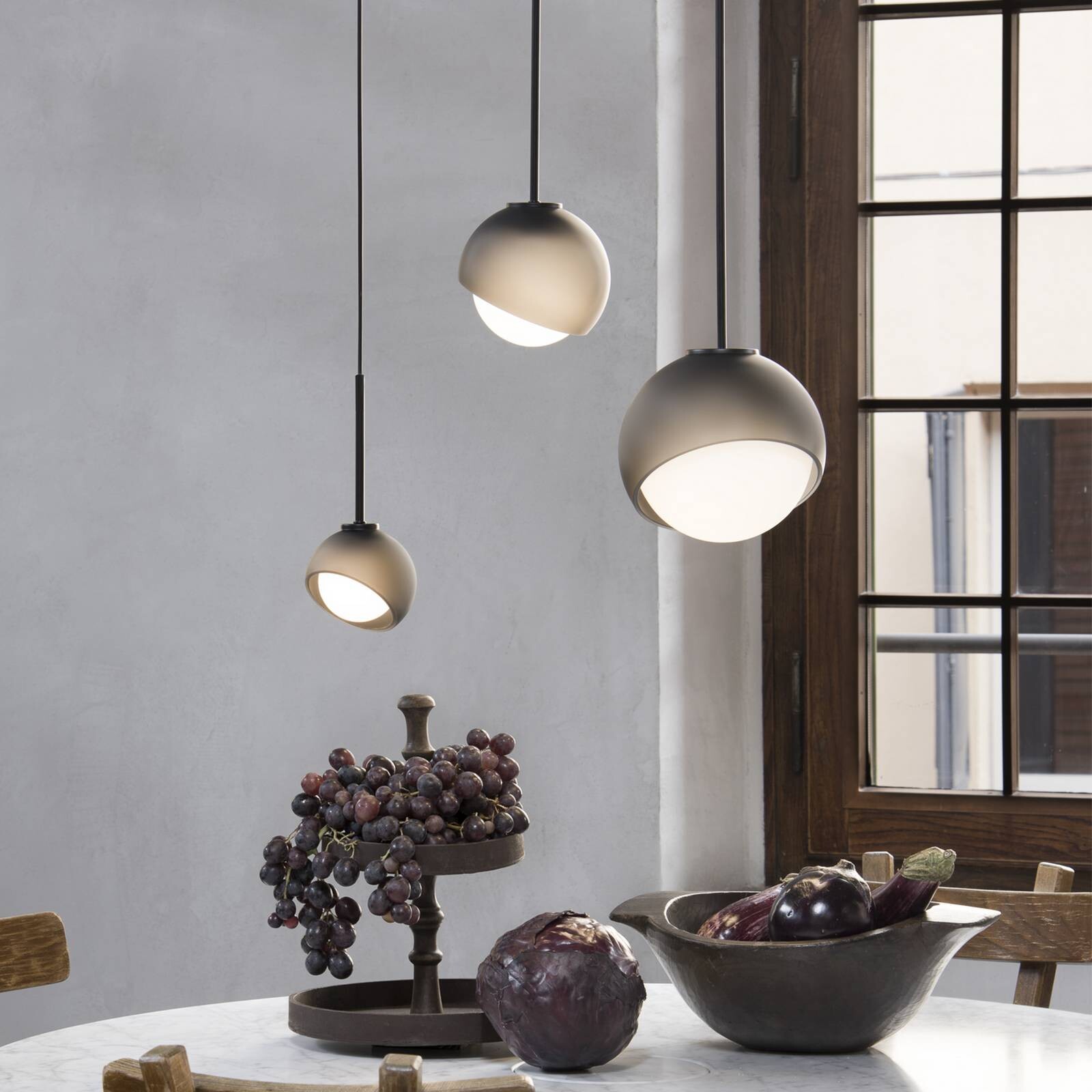 Závesné svietidlo IDEAL LUX Bloom, Ø 12 cm, čierna, kov/sklo