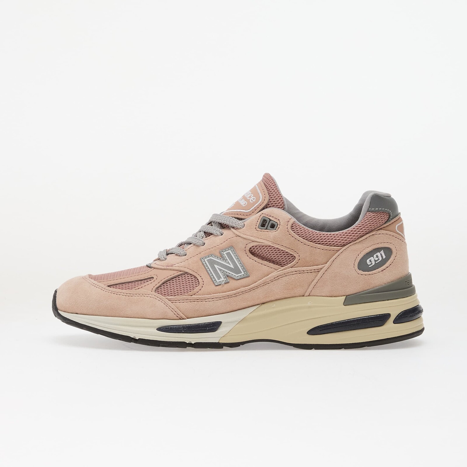 Tenisky New Balance 991 Pink EUR 46.5